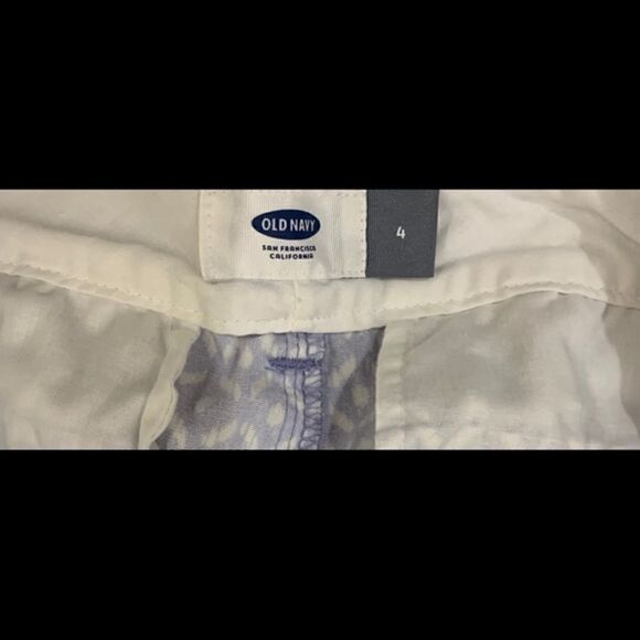 Old Navy Shorts Sz.4 like new - Picture 3 of 3